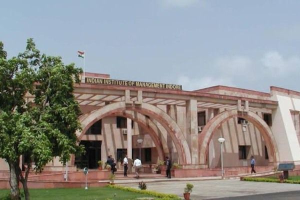 IIM – Admission, Courses Offered and the List of Institutes of Management
